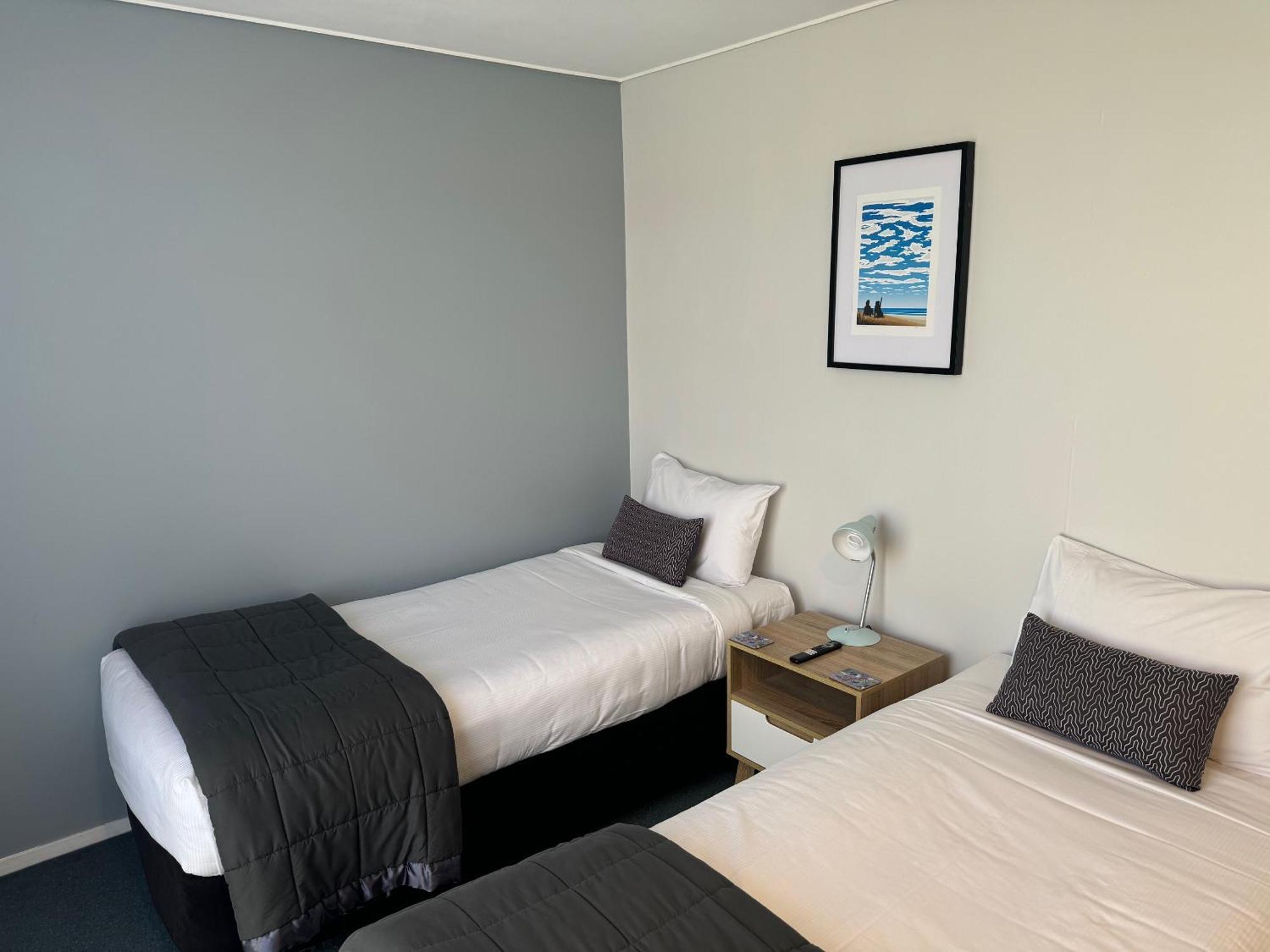 Academy Motor Inn Tauranga Buitenkant foto
