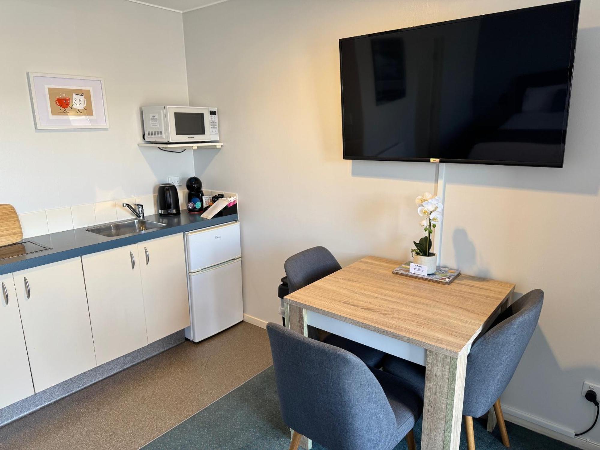 Academy Motor Inn Tauranga Buitenkant foto