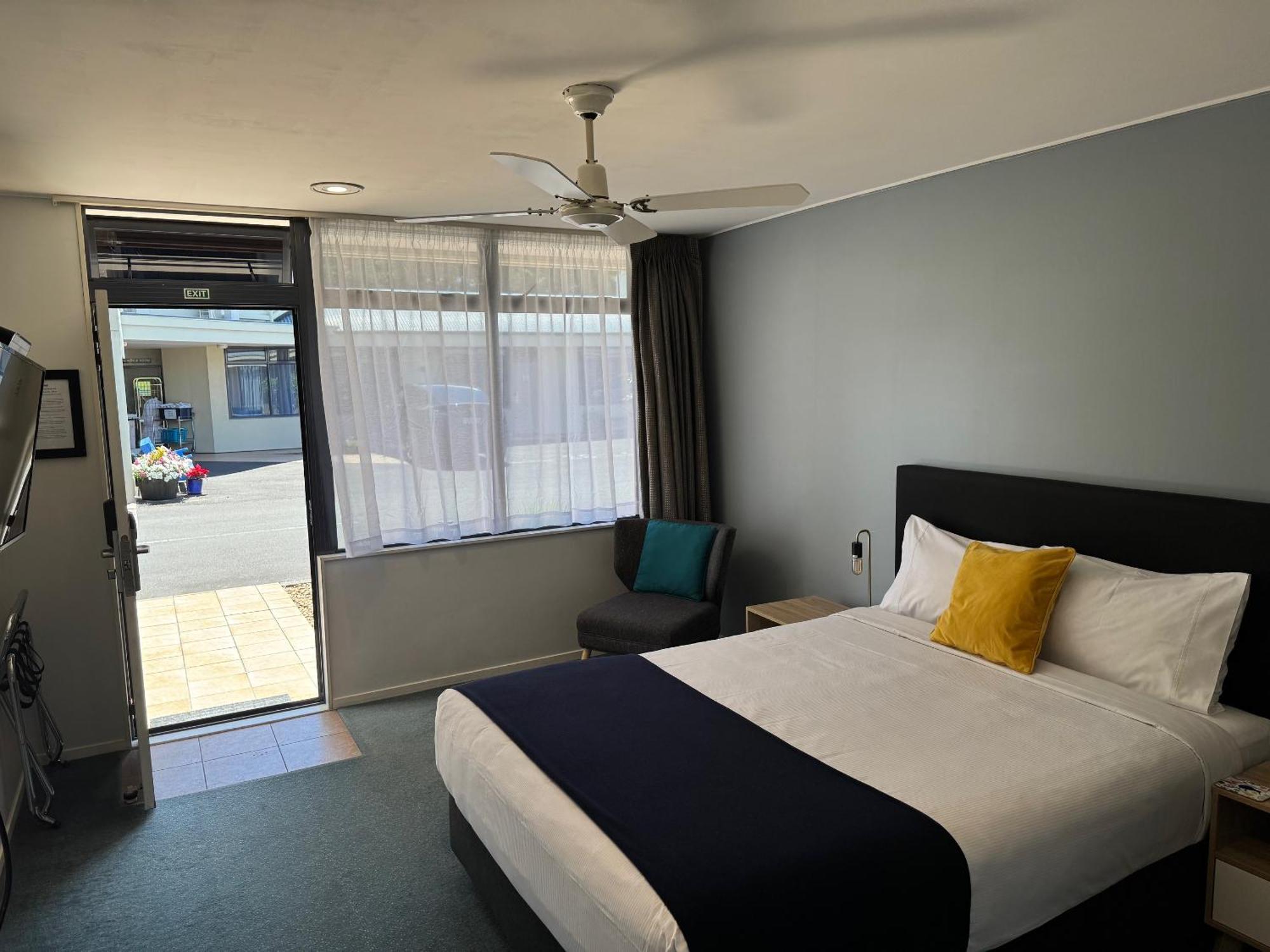 Academy Motor Inn Tauranga Buitenkant foto
