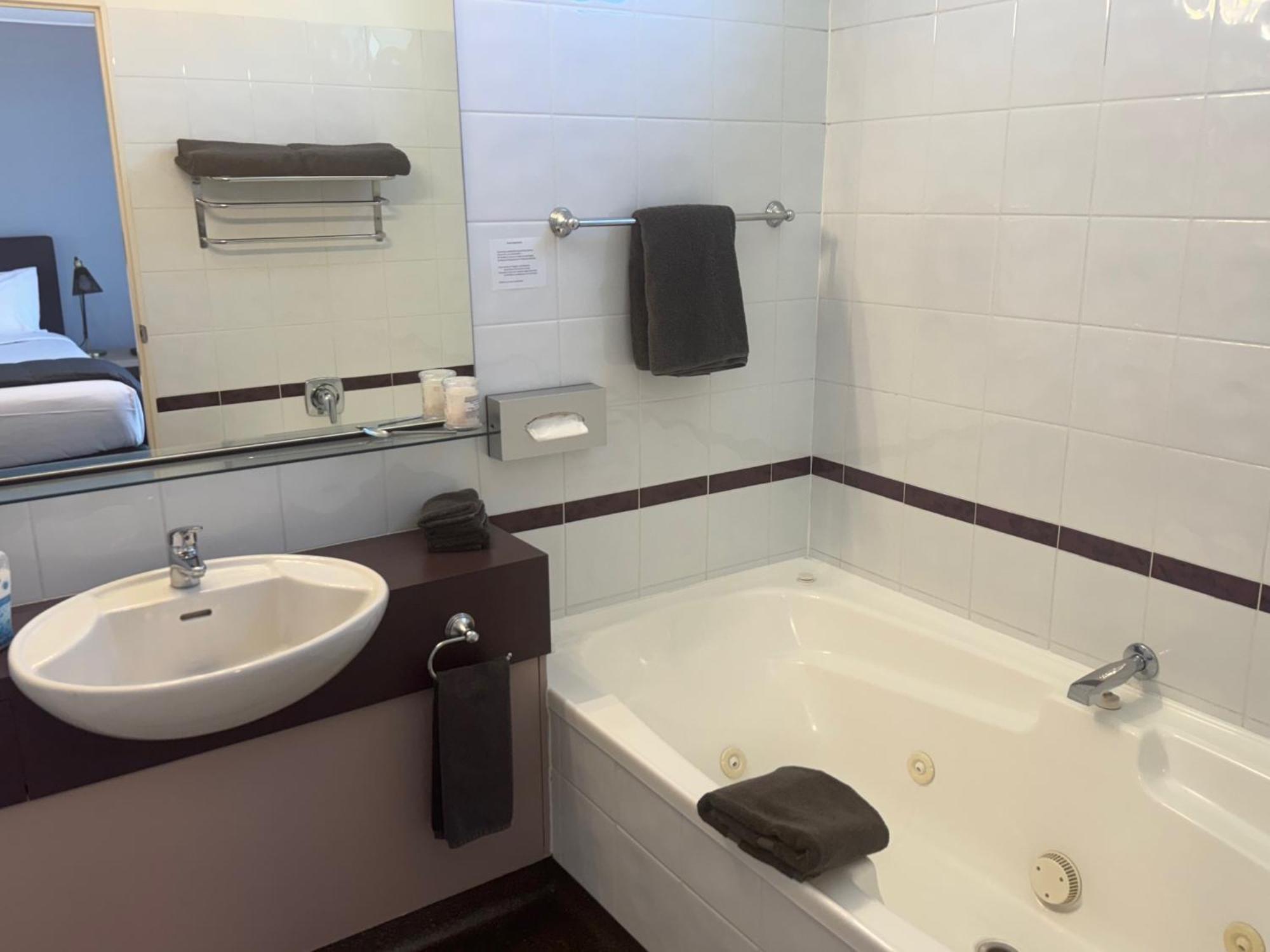 Academy Motor Inn Tauranga Buitenkant foto